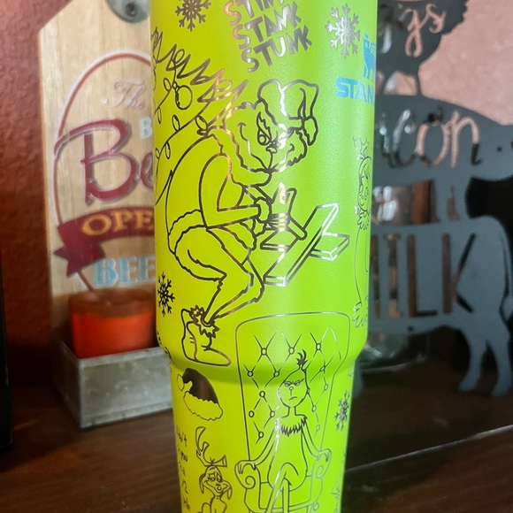 COPY - 30oz engraved Stanley GRINCH - Picture 2 of 10